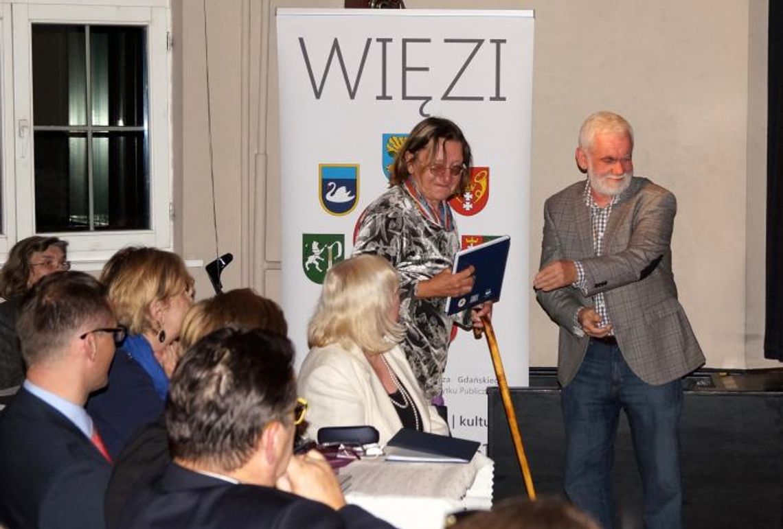 Promocja „Niebieskich neonów” w Centrum Kultury i Sportu