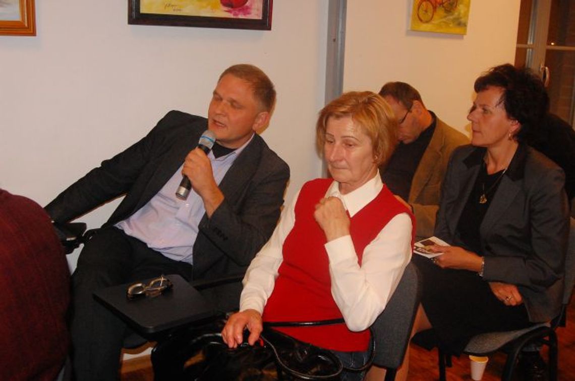 Propozycja: Utwórzmy woj. kociewskie! Debata o znaczeniu i idei IV Kongresu Kociewskiego Propozycja: Utwórzmy woj. kociewskie! Debata o znaczeniu i idei IV Kongresu Kociewskiego