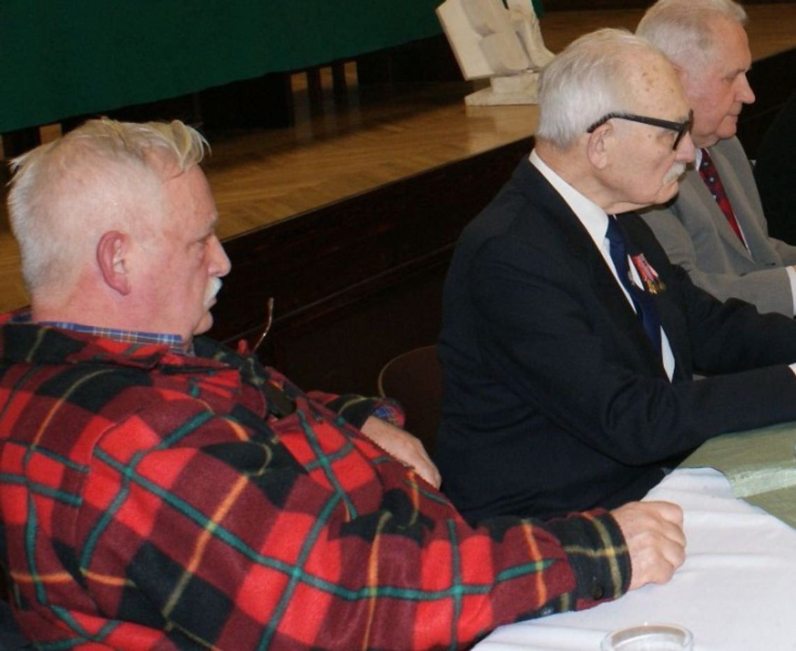 Protest przeciwko nagonce medialnej, rozpętanej przeciwko śp. Lechowi Kaczyńskiemu Protest przeciwko nagonce medialnej, rozpętanej przeciwko śp. Lechowi Kaczyńskiemu