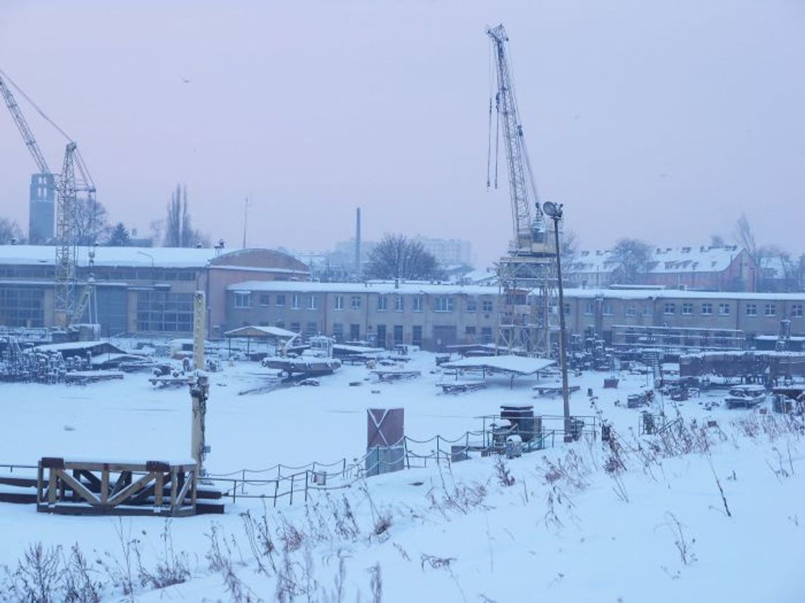 Przed świętami zostali bez pieniędzy. Syndyk umywa ręce. Trudna sytuacja pracowników stoczni Przed świętami zostali bez pieniędzy. Syndyk umywa ręce. Trudna sytuacja pracowników stoczni