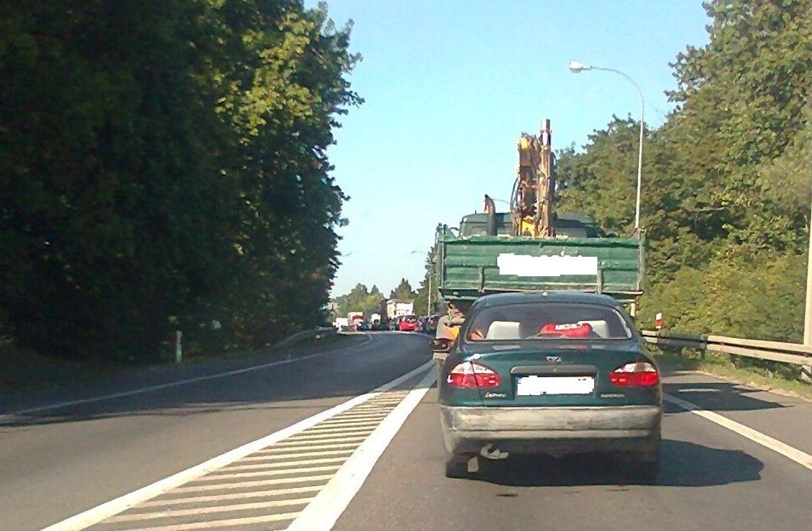 Przejazd przez Tczew utrudniony. Ogromne korki na remontowanej DK91 [ZDJĘCIA]
