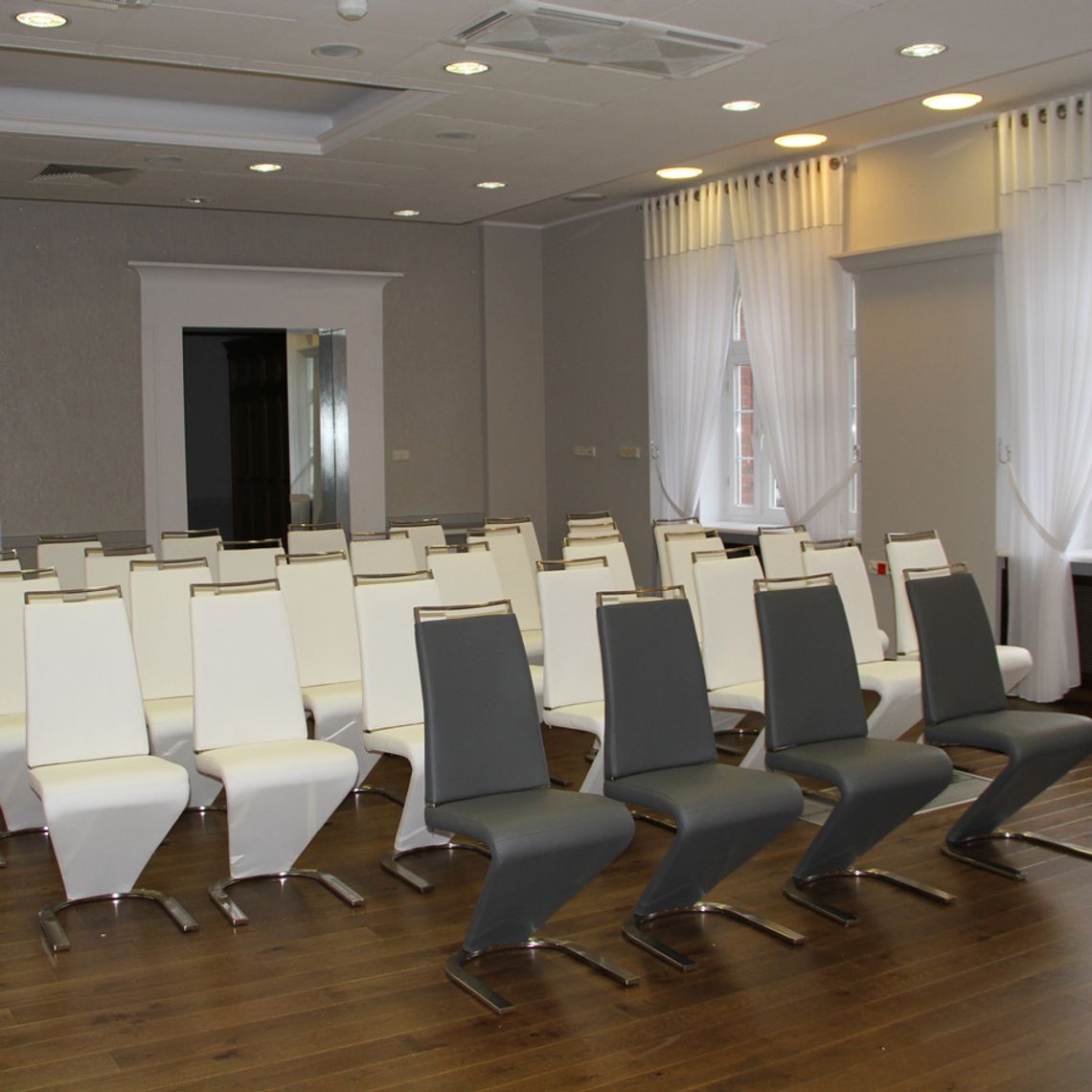 Przeprowadzka USC. Nowa (ładna) sala ślubów już od 10 stycznia! Przeprowadzka USC. Nowa (ładna) sala ślubów już od 10 stycznia!