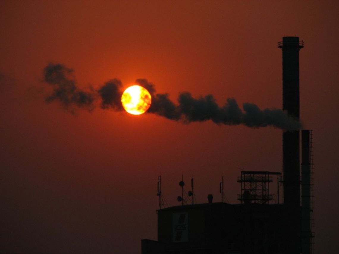 Przykre zapaszki - emisja zanieczyszczeń. Powstała inicjatywa obywatelska - pod wiatr Przykre zapaszki - emisja zanieczyszczeń. Powstała inicjatywa obywatelska - pod wiatr