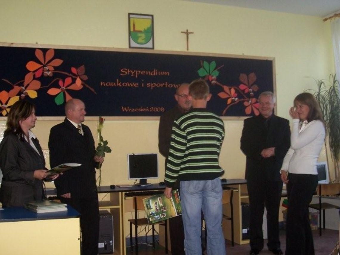 Przyznano stypendia naukowe i sportowe Przyznano stypendia naukowe i sportowe