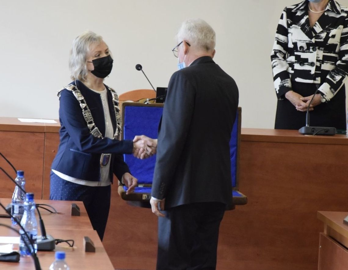 Rada Powiatu Tczewskiego ma nową przewodniczącą - została nią Barbara Kamińska