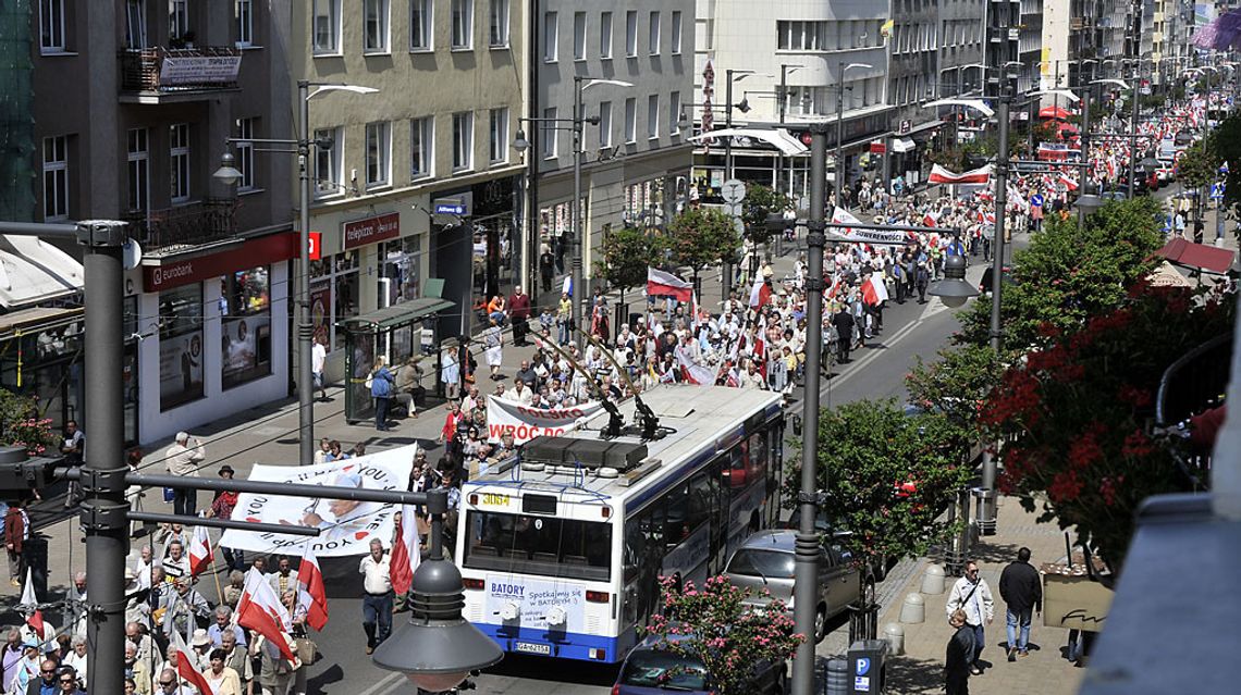 Radni gdyńscy w obronie wolności mediów - apel zdjęty z porządku obrad Radni gdyńscy w obronie wolności mediów - apel zdjęty z porządku obrad
