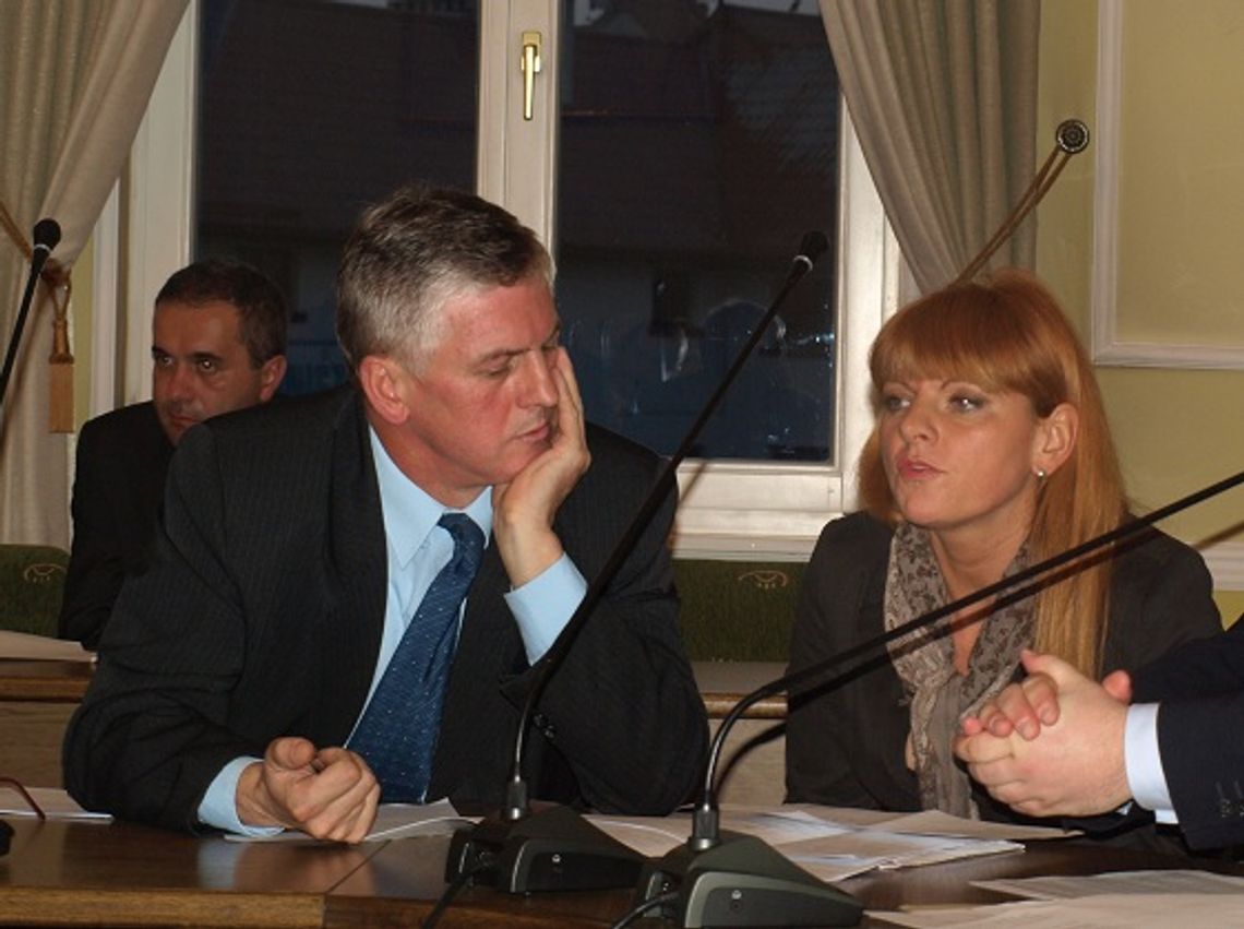 Radni krytykują budżet. "Nie wiem czy prezydent panuje nad finansami miasta"