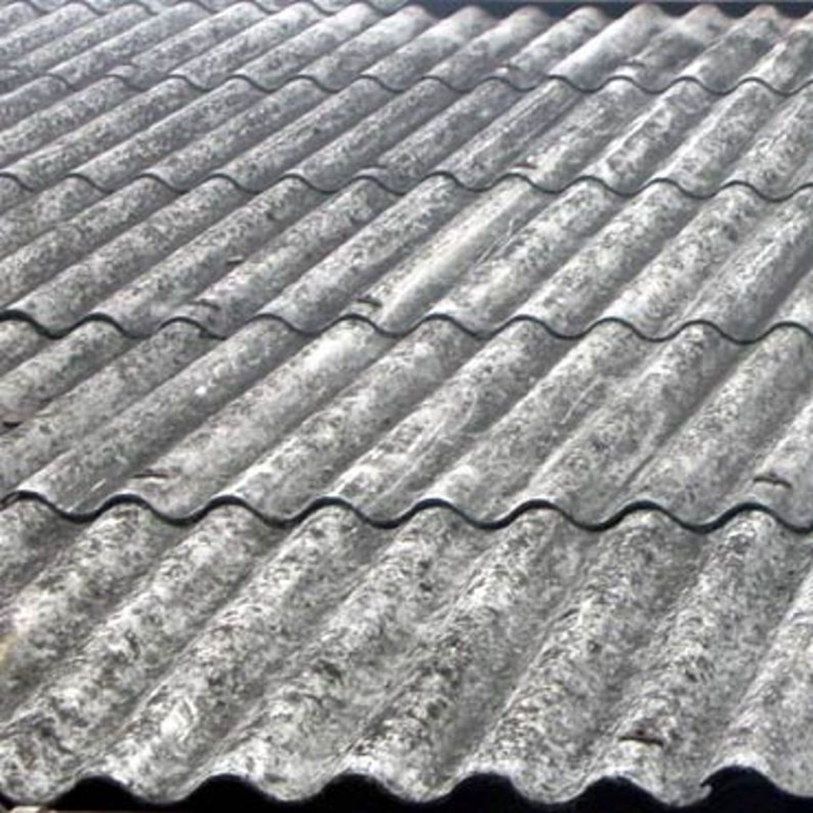 Radni przyjęli program usuwania azbestu