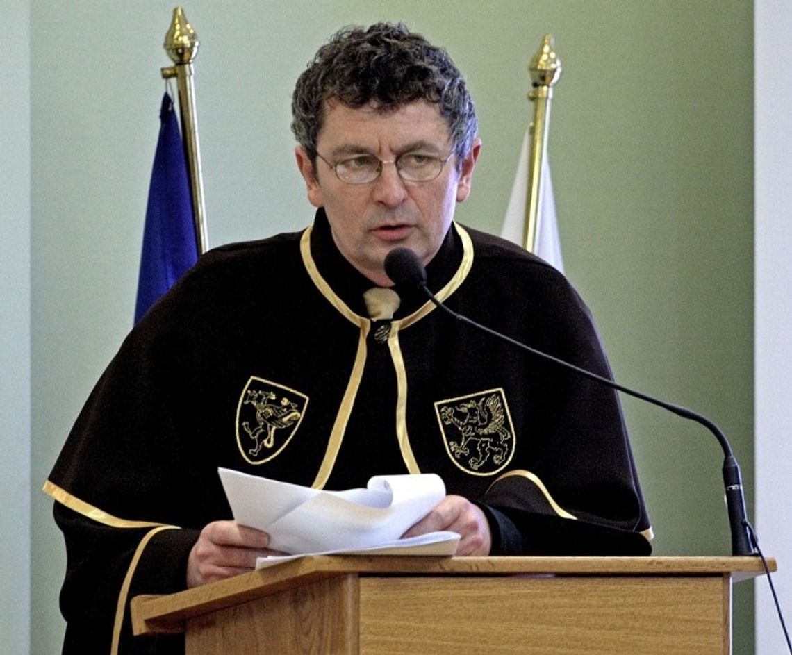 Radni przypilnują operatorów telefonii komórkowej Radni przypilnują operatorów telefonii komórkowej