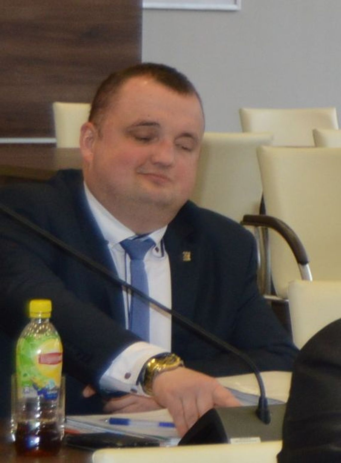 Radny Klimczak ocali skórę? Było oświadczenie, ale…