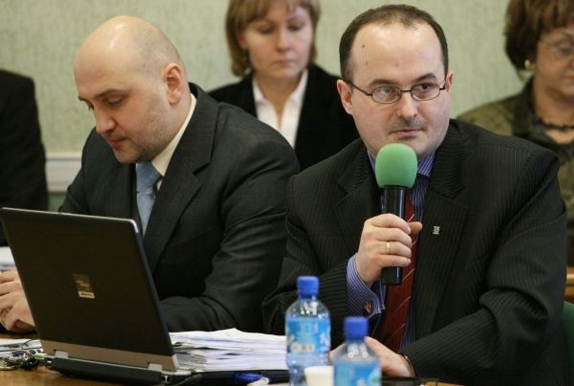 Radny oskarża prezydenta Tczewa o bumelanctwo. Zamieszani są nawet Żydzi... Radny oskarża prezydenta Tczewa o bumelanctwo. Zamieszani są nawet Żydzi...