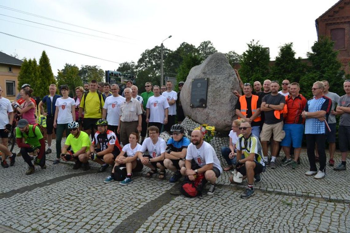 Rajd rowerowy śladami Polaków na Gdańskich Wyżynach Rajd rowerowy śladami Polaków na Gdańskich Wyżynach