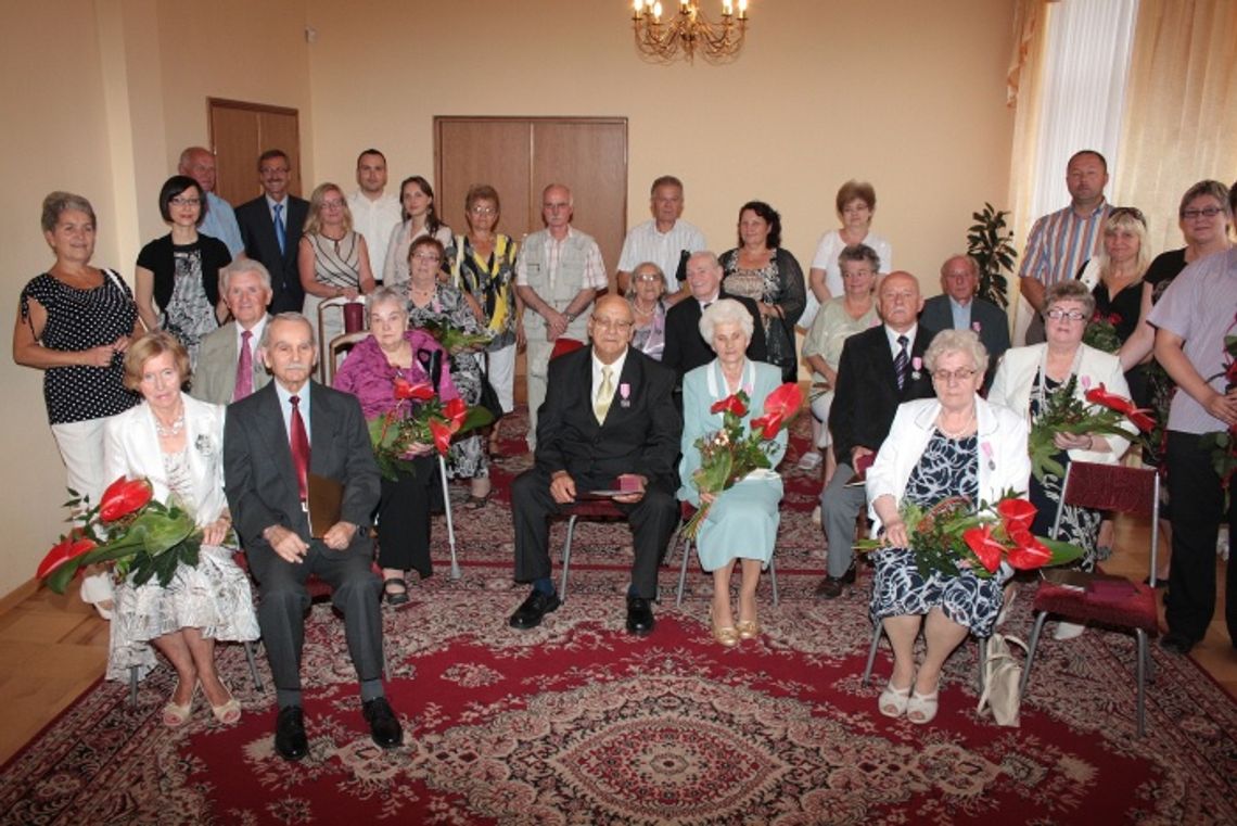 Razem przez życie. Jubilaci w Urzędzie Stanu Cywilnego Razem przez życie. Jubilaci w Urzędzie Stanu Cywilnego