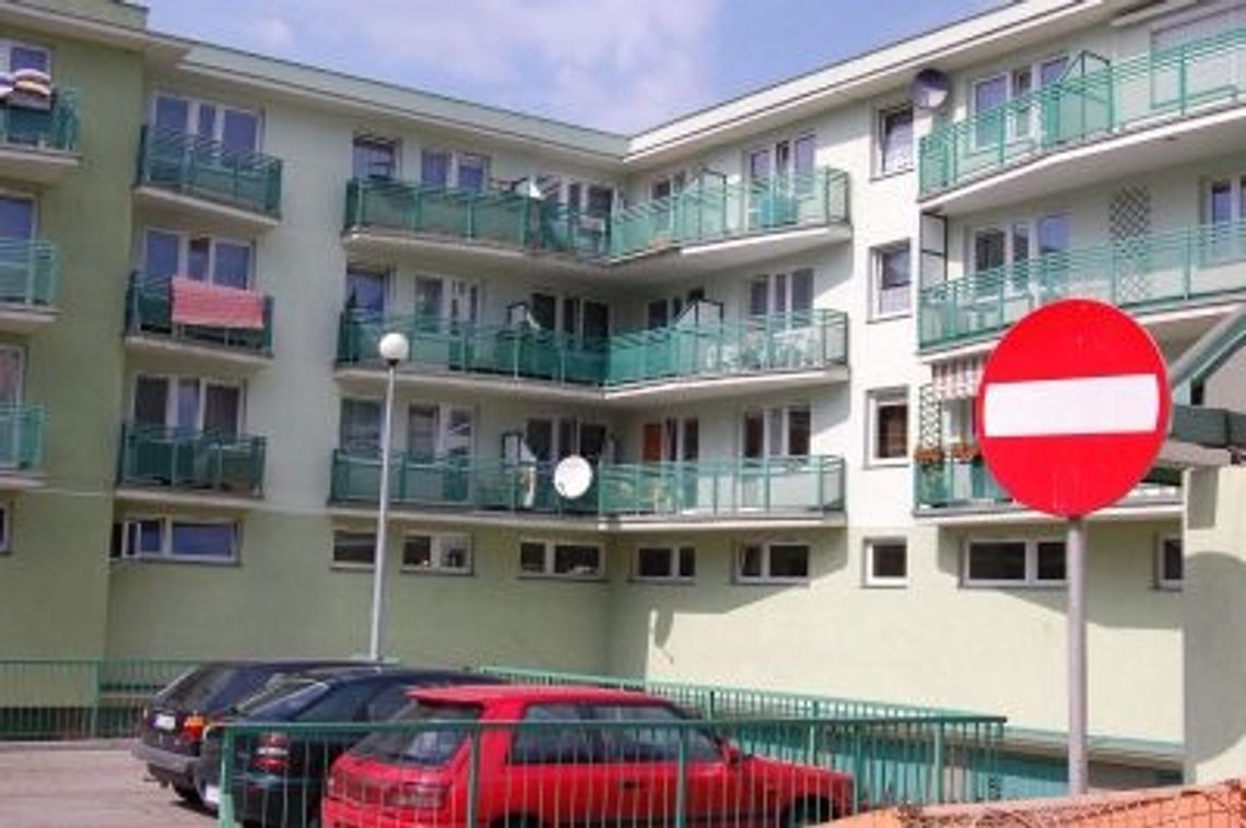 Rękoczyny na parkingu... Rękoczyny na parkingu...