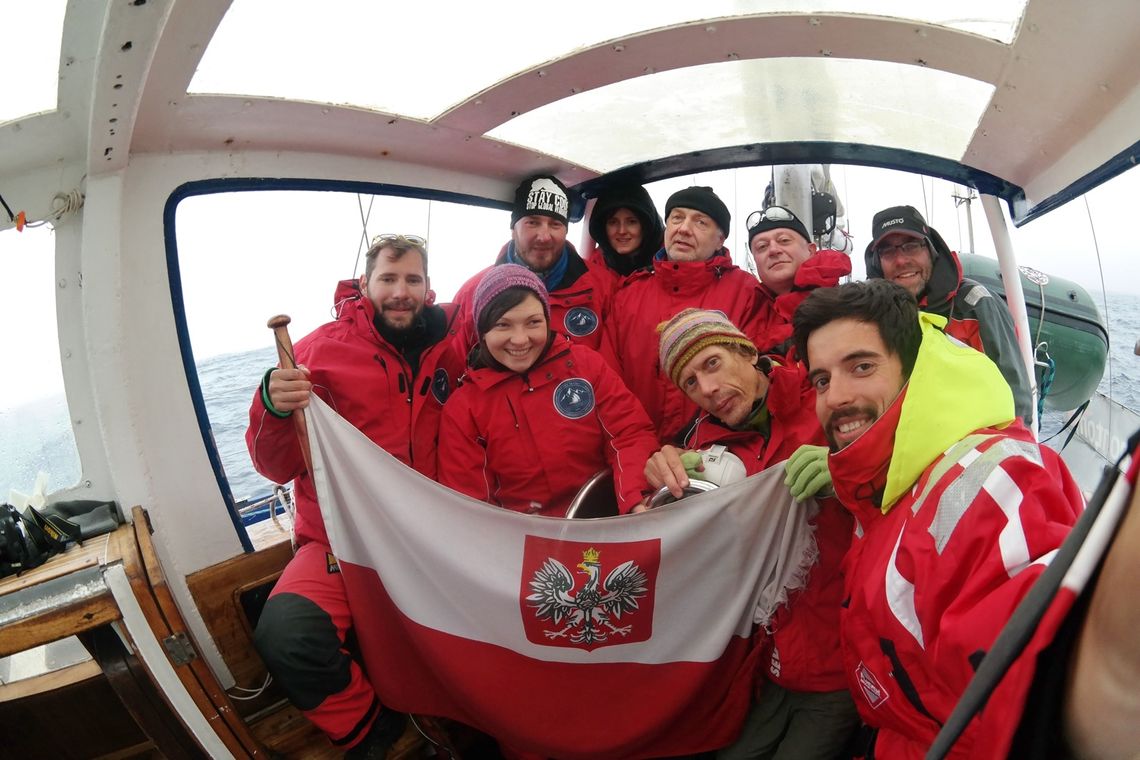 Rekordziści świata już w domu! Prowadził ich kpt. Sodkiewicz Rekordziści świata już w domu! Prowadził ich kpt. Sodkiewicz