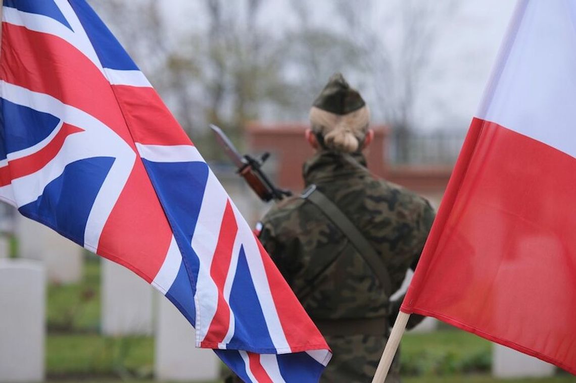 Remembrance Day. Uroczystości na Cmentarzu Żołnierzy Wspólnoty Brytyjskiej Remembrance Day. Uroczystości na Cmentarzu Żołnierzy Wspólnoty Brytyjskiej