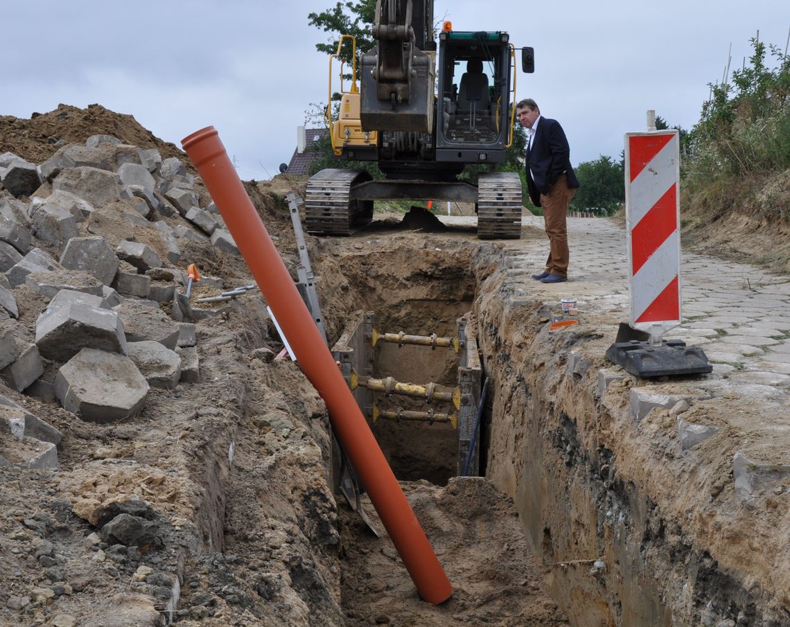 Remont szkół, nowa świetlica i przebudowa dróg w gm. Tczew Remont szkół, nowa świetlica i przebudowa dróg w gm. Tczew