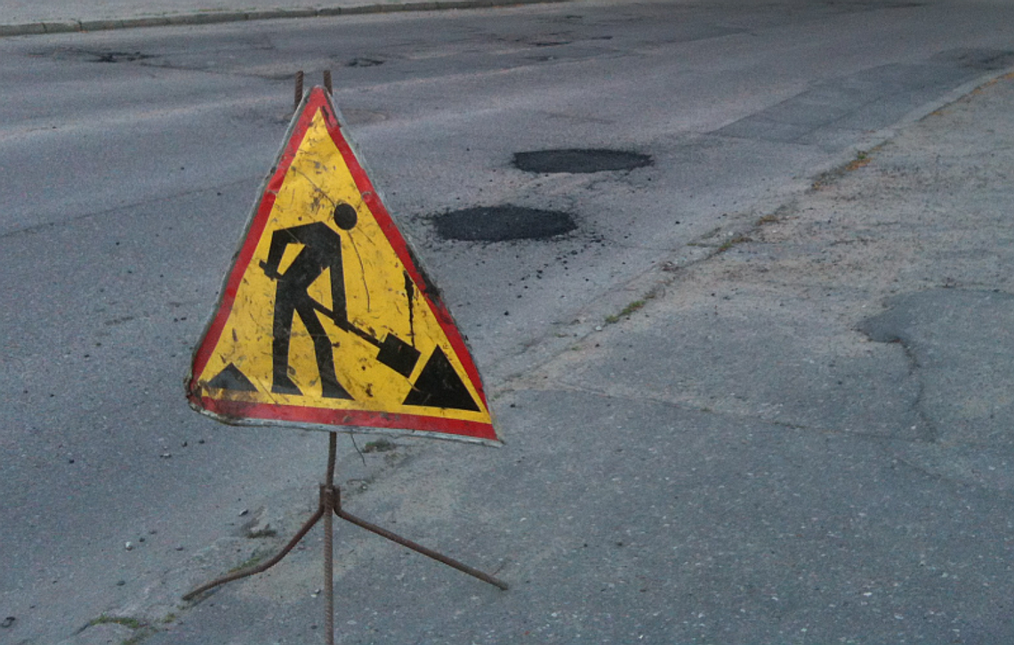 Remontują drogi Remontują drogi