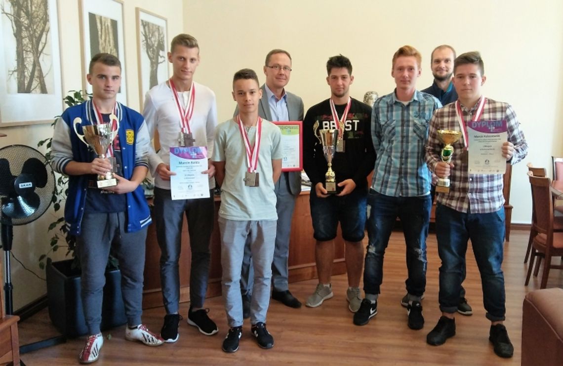 Reprezentanci KPKS „Cor Cordium” odwiedzili prezydenta