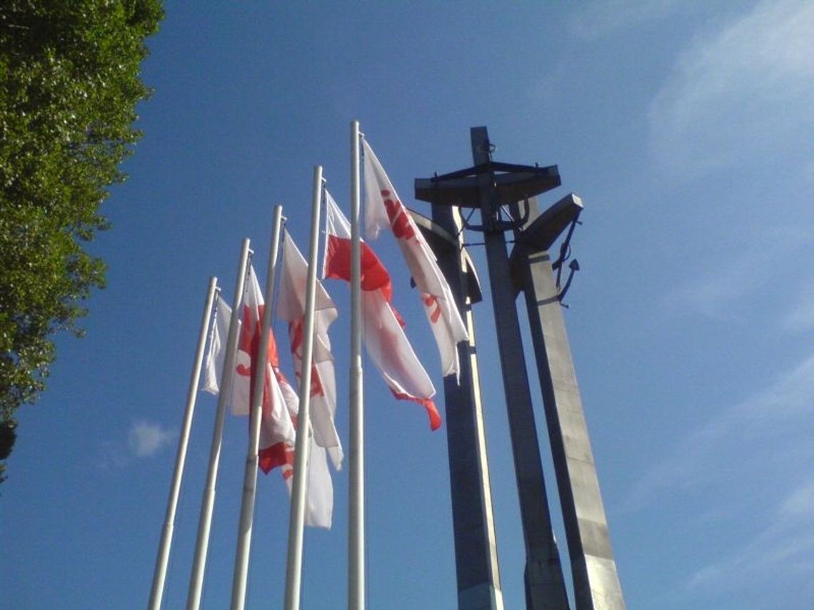 Rocznica Porozumień Sierpniowych: był Lech, nie było Lecha, było "buczenie" i "oklaski" dla Gwiazdów