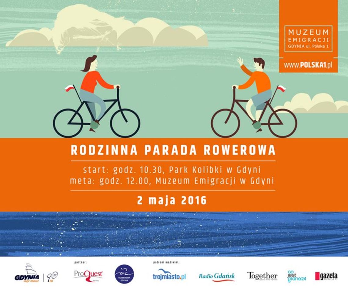Rodzinna parada rowerowa w Dzień Flagi RP