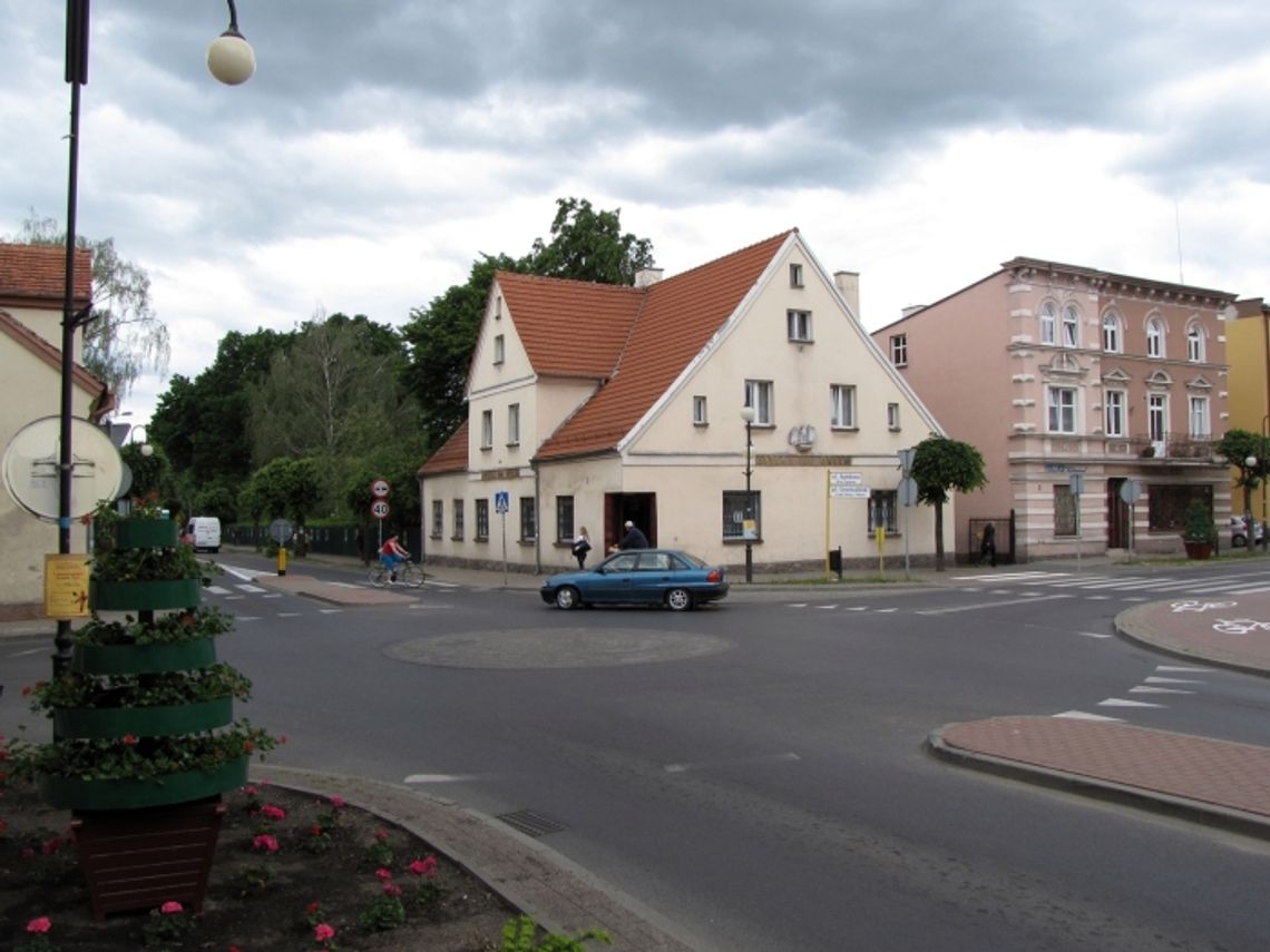 Rondo ma swojego patrona. Radni uhonorowali zasłużonego aptekarza Rondo ma swojego patrona. Radni uhonorowali zasłużonego aptekarza