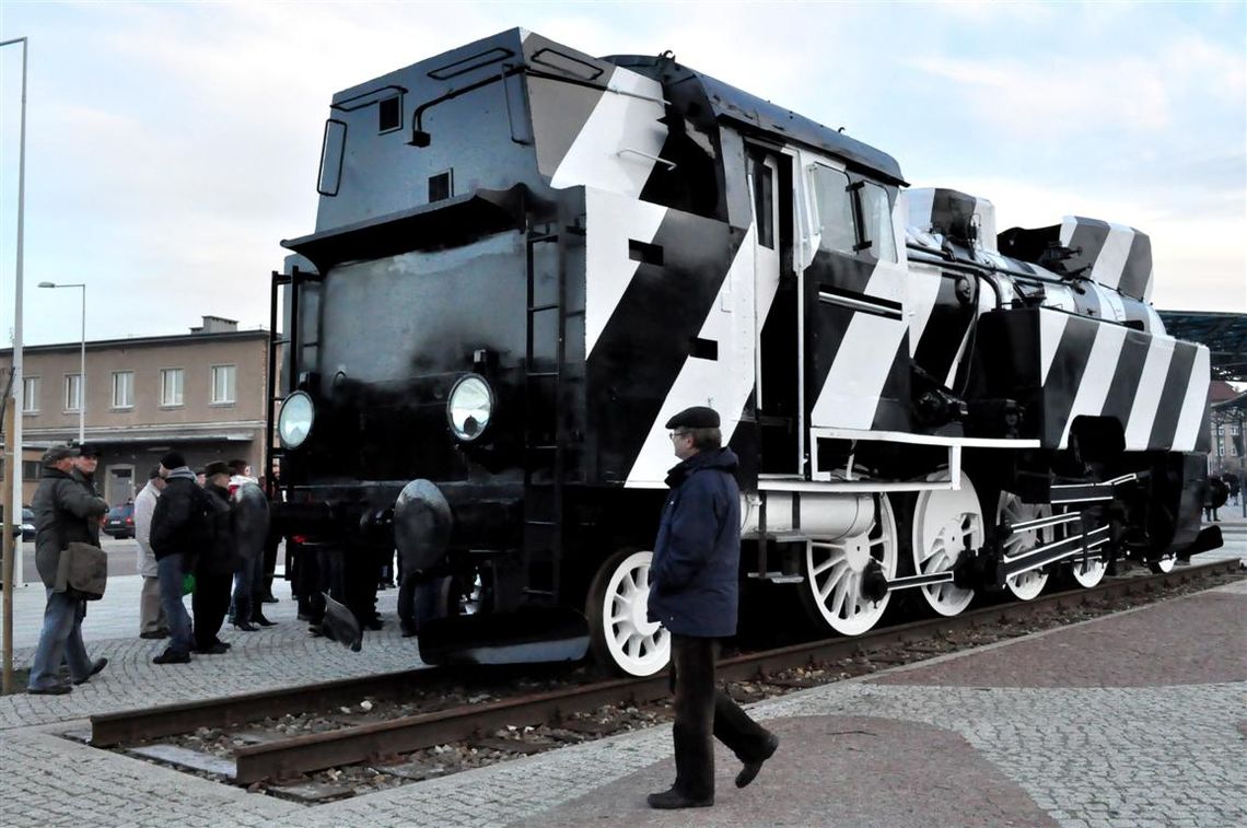 Rowerowa choinka i kontrowersyjna lokomotywa Rowerowa choinka i kontrowersyjna lokomotywa