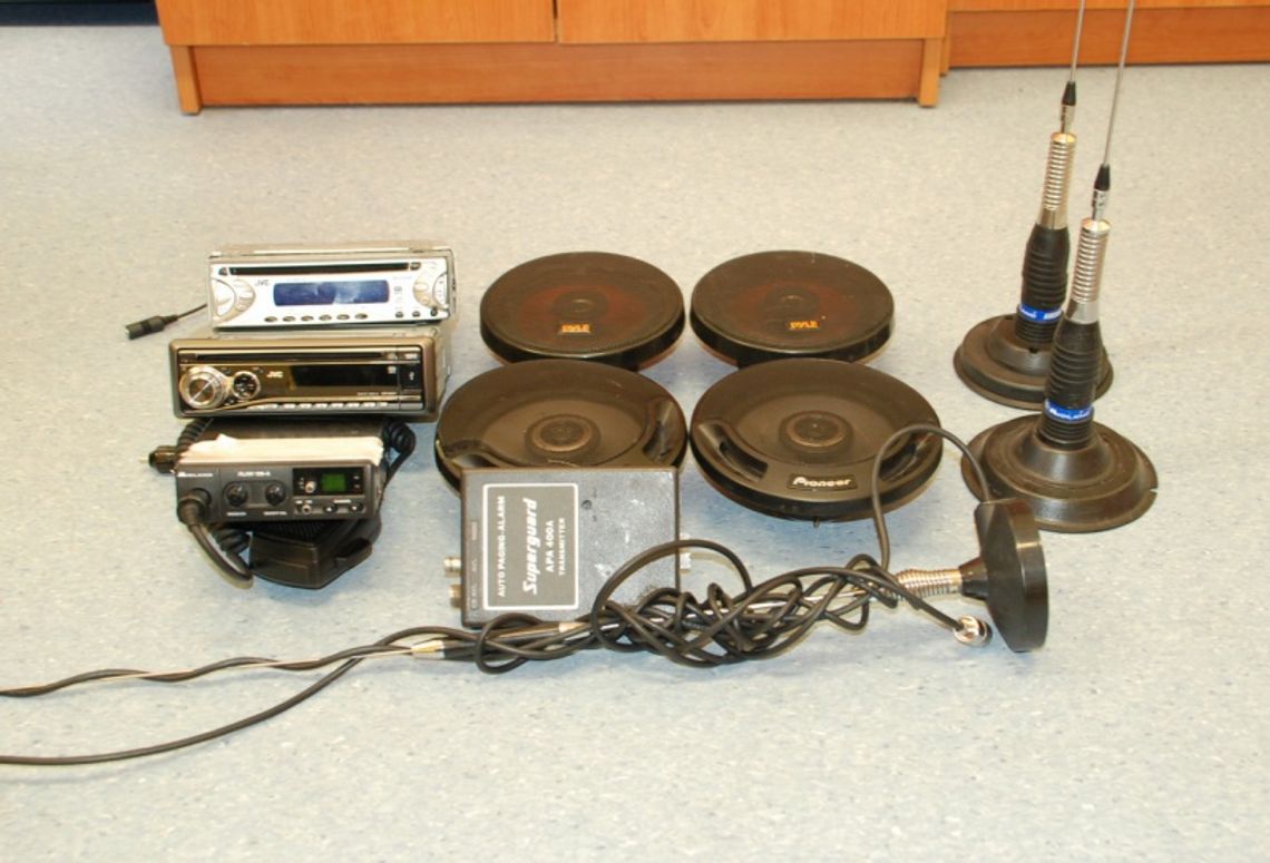 Rozbita szajka włamywaczy samochodowych Rozbita szajka włamywaczy samochodowych