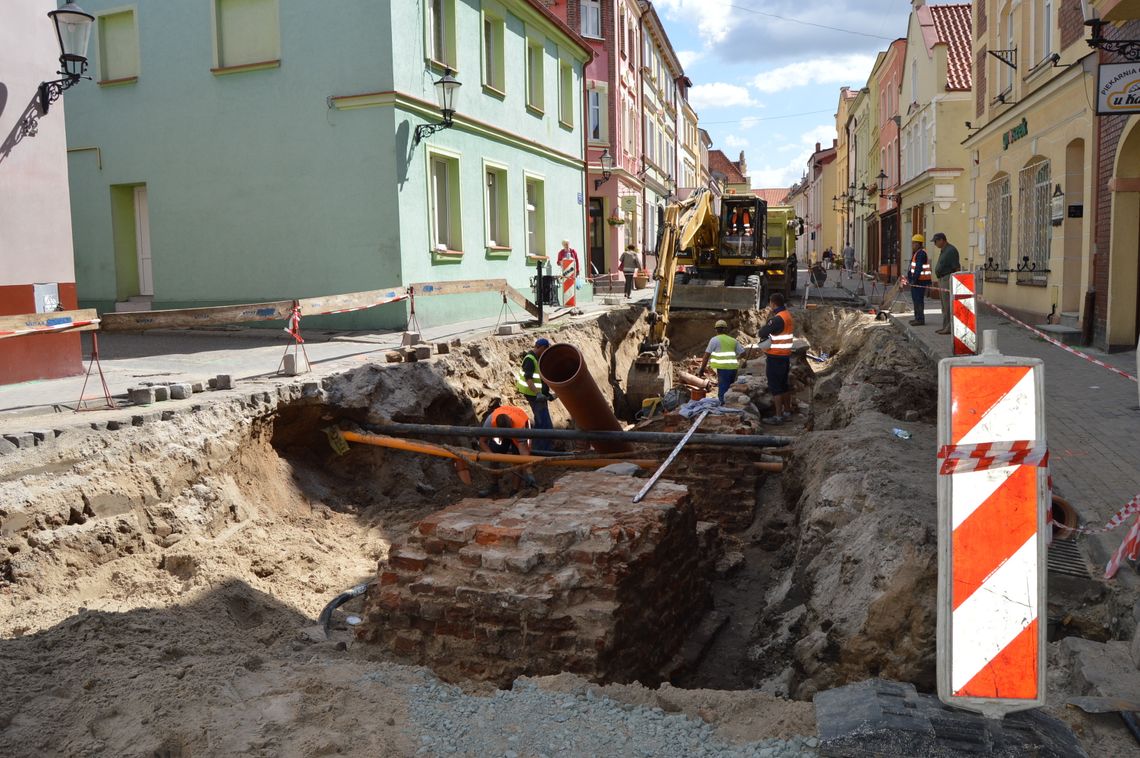 Rozkopany Gniew - trwa rewitalizacja starówki Rozkopany Gniew - trwa rewitalizacja starówki