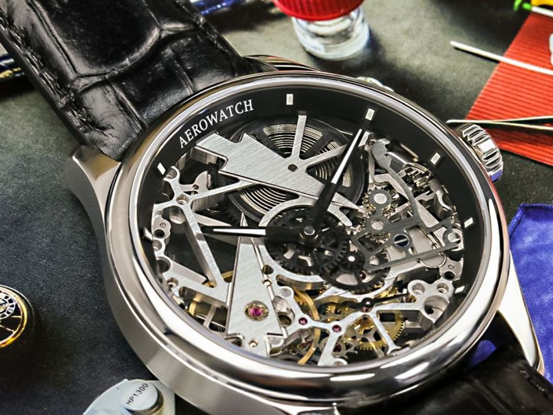 Różnorodność zegarków potrafi przysporzyć wielu problemów. Poznaj zasady jakimi się kierować