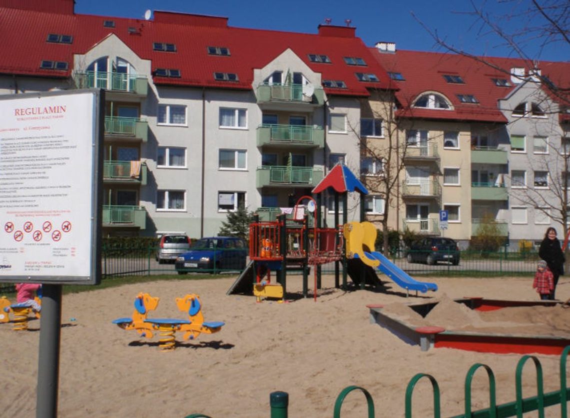 Rozpoczynamy przebudowę placu zabaw przy ul. Gorczycowej Rozpoczynamy przebudowę placu zabaw przy ul. Gorczycowej