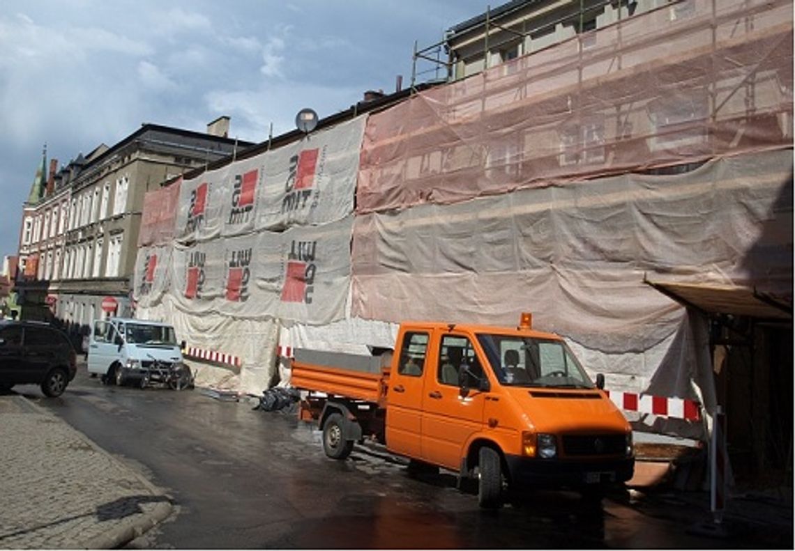 Rusztowanie i prace remontowe przy budynku na ul. Rycerskiej 3 Rusztowanie i prace remontowe przy budynku na ul. Rycerskiej 3