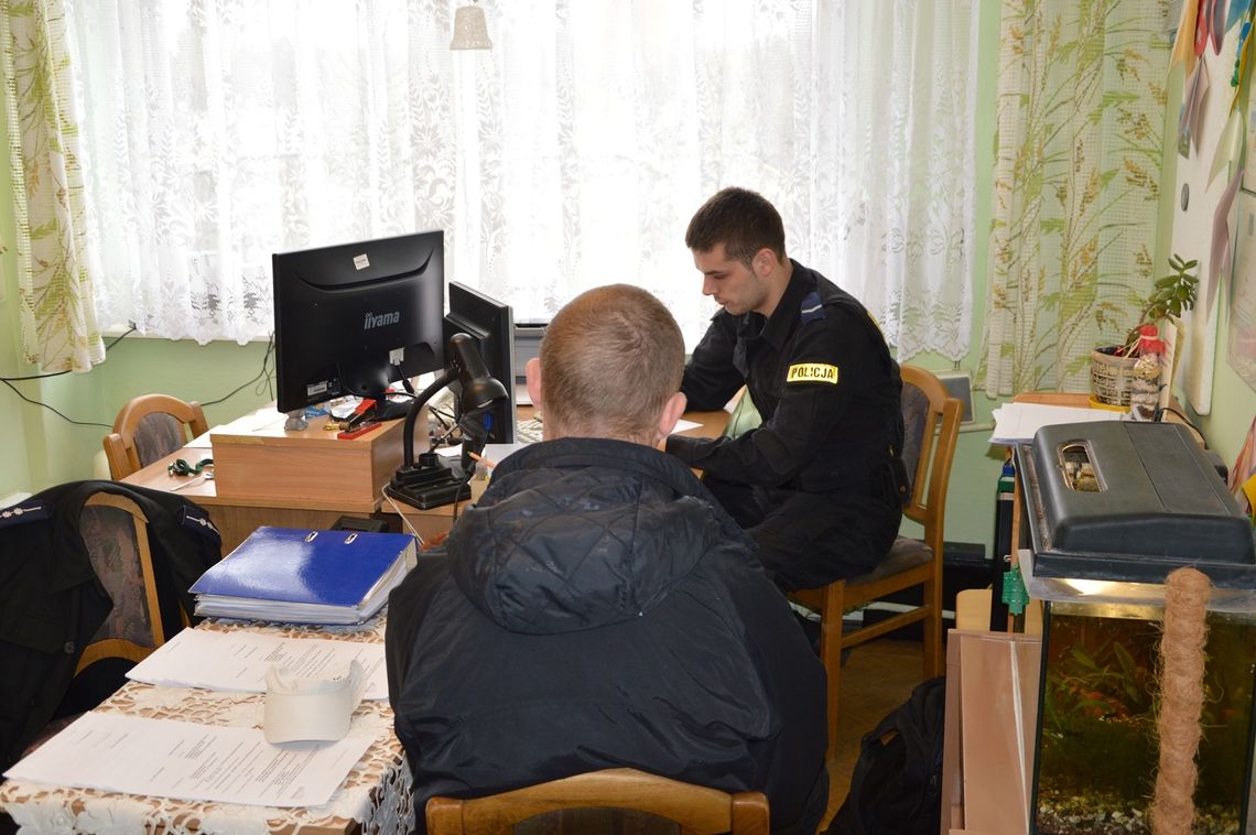 Rzucił psem jak workiem. Policja ma sprawcę!