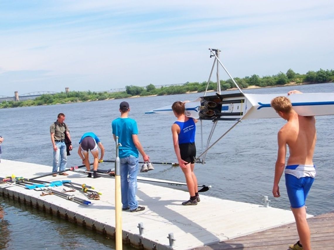 Rzut... kajakiem dzieli go od domu Rzut... kajakiem dzieli go od domu
