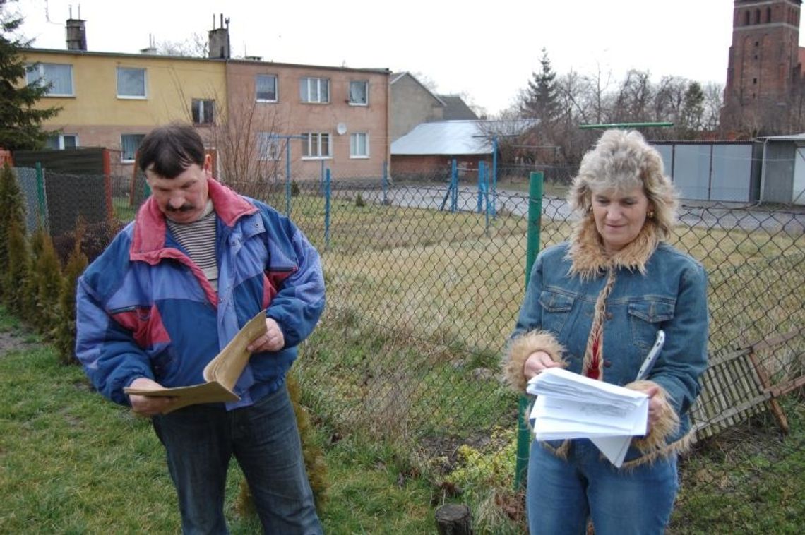 Sąsiedzi walczą o miedzę: Jak Kargul z Pawlakiem Sąsiedzi walczą o miedzę: Jak Kargul z Pawlakiem