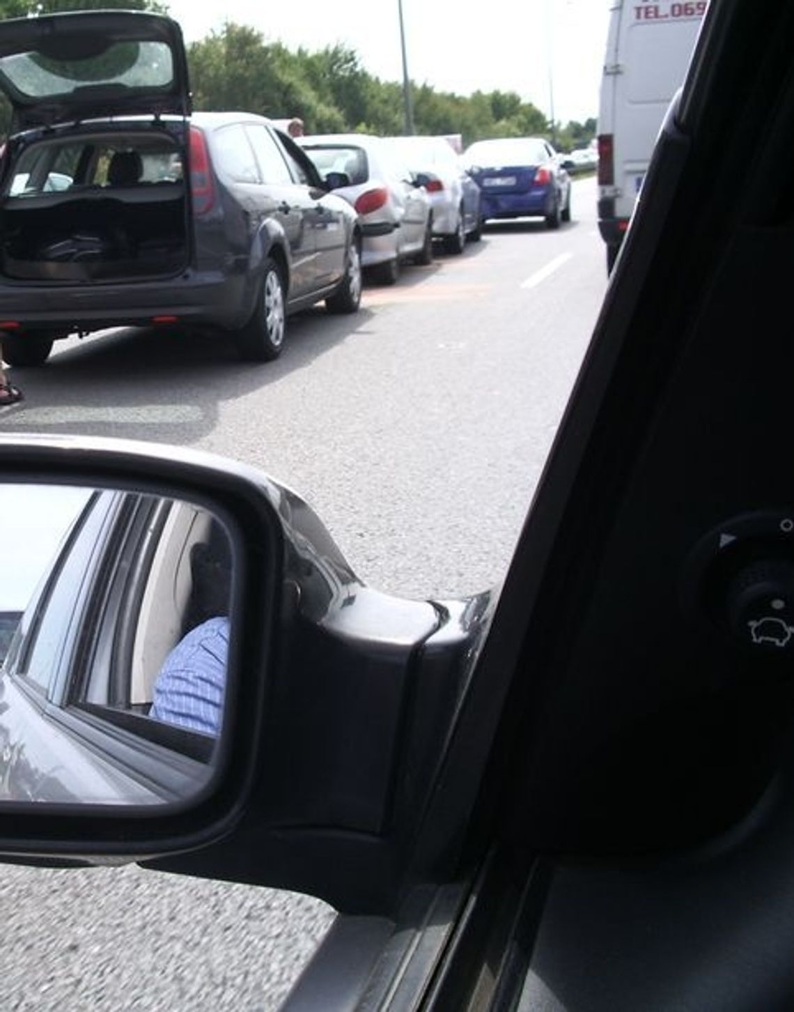 Ściągali paliwo z zaparkowanych ciężarówek