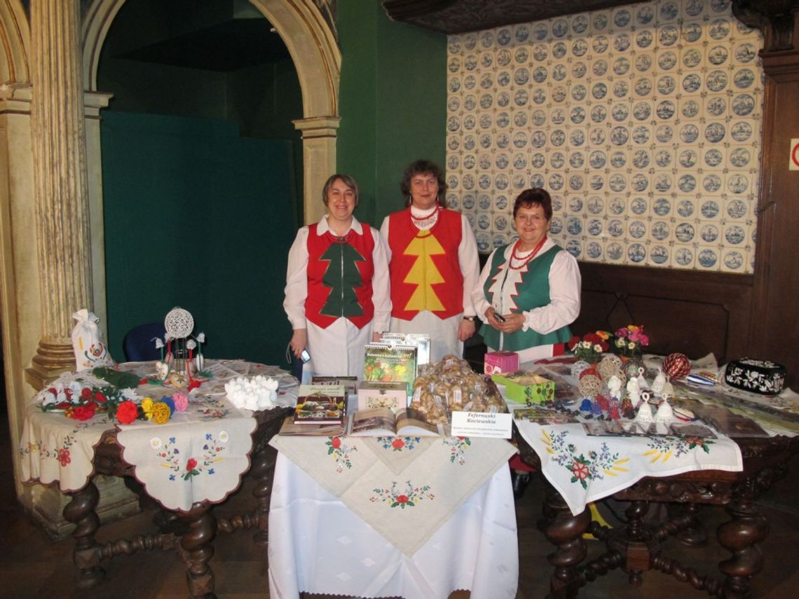 Serdeczności, wspominki, tańce i coś na przekąskę