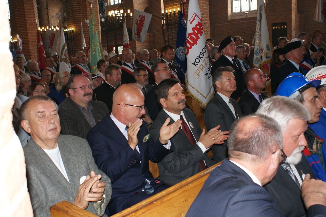 Sierpień po latach - Solidarność walcząca - bez Wałęsy i władzy