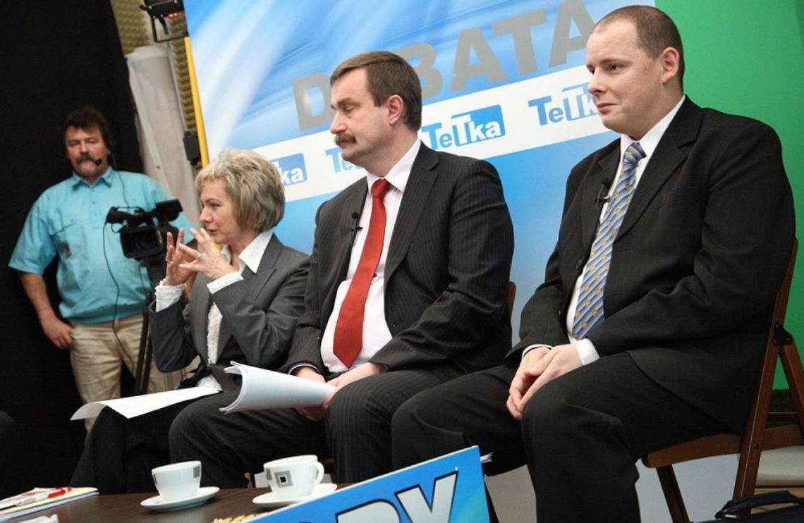 Siódemka na jeden prezydencki fotel. W gradzie pytań - starcie na żywo! Siódemka na jeden prezydencki fotel. W gradzie pytań - starcie na żywo!