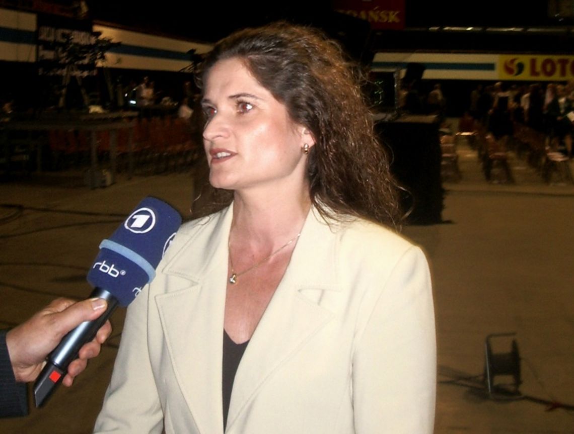 SKANDAL!!! Senator Arciszewska oburzona na telewizję niemiecką ADF za "polski obóz koncentracyjny"