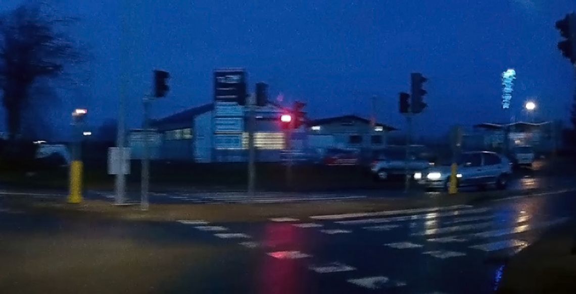 Skoda i volkswagen zderzyły się przy ul. Armii Krajowej w Tczewie