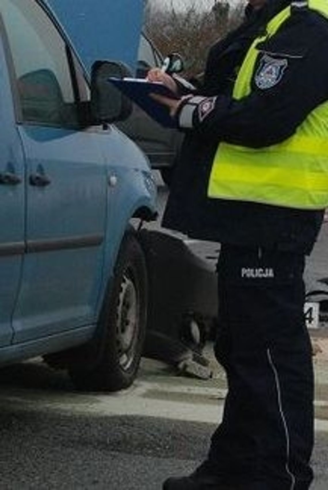 Skopali, złamali nos i odjechali taksówką...