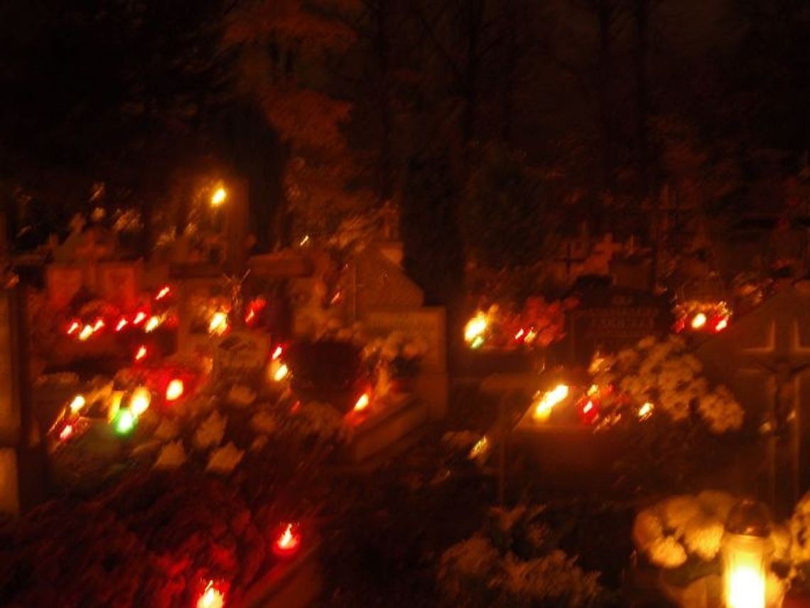 Śmierć tych, których kochamy, nas przemienia... Śmierć tych, których kochamy, nas przemienia...