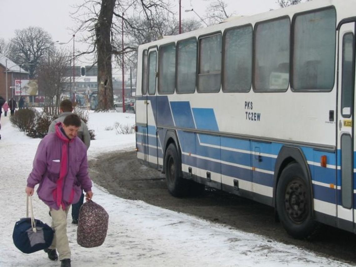 Śnieg i gołoledź - zagrożenie dla kierowców Śnieg i gołoledź - zagrożenie dla kierowców