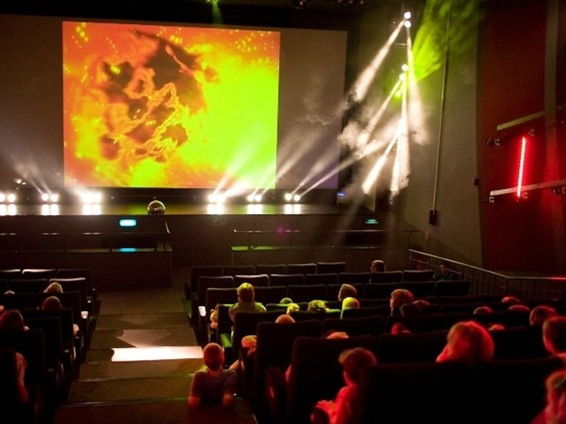 „Sokół” upada, a... urzędnicy jeżdżą do kina w Tczewie „Sokół” upada, a... urzędnicy jeżdżą do kina w Tczewie