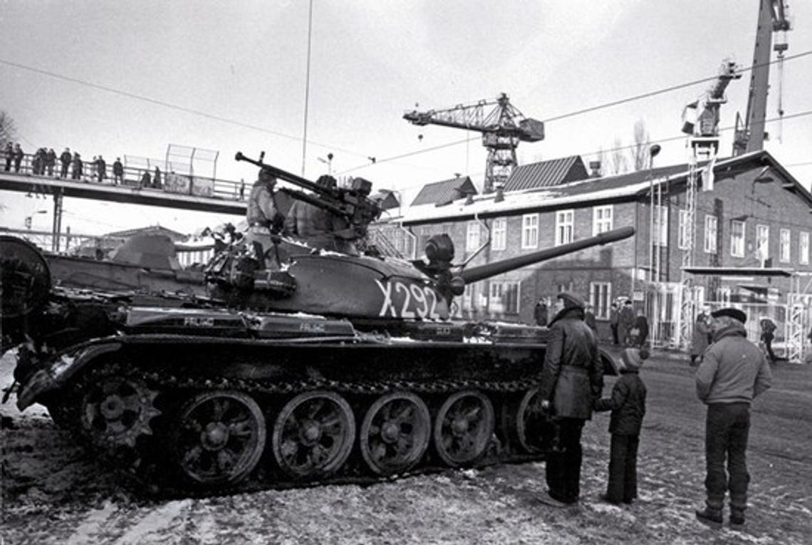 Solidarność w 30. rocznicę wprowadzenia stanu wojennego Solidarność w 30. rocznicę wprowadzenia stanu wojennego