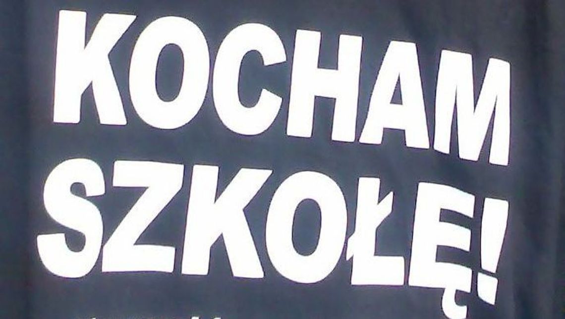 Solidarność z głodującymi nauczycielami Solidarność z głodującymi nauczycielami