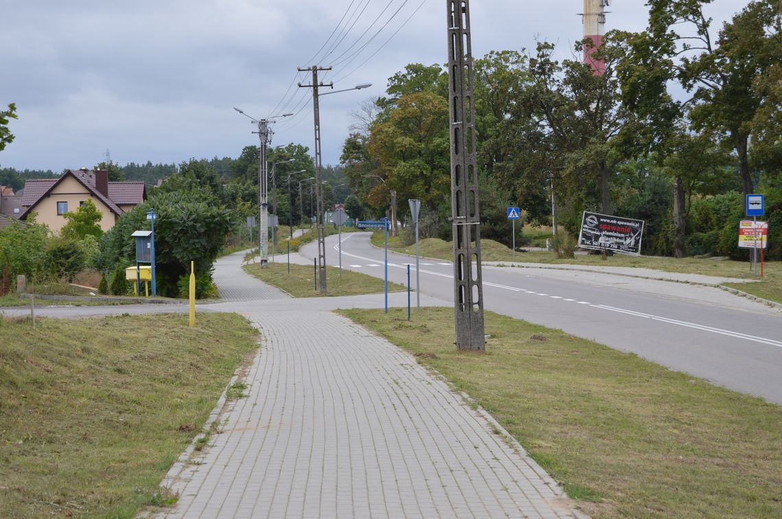 Sołtys apeluje o oświetlenie. Chodzi o dwie lampy Sołtys apeluje o oświetlenie. Chodzi o dwie lampy