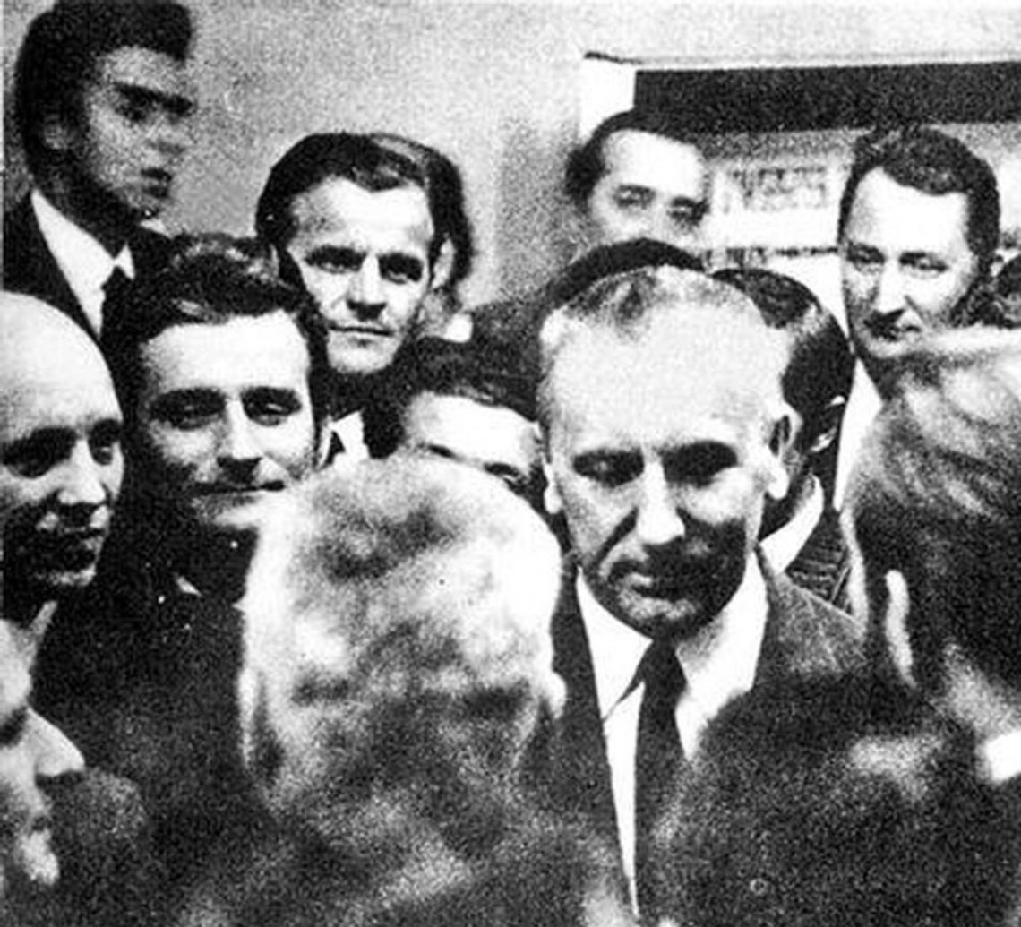 Spór o stoczniowy warsztat i śrubokręt elektryka Wałęsy Spór o stoczniowy warsztat i śrubokręt elektryka Wałęsy