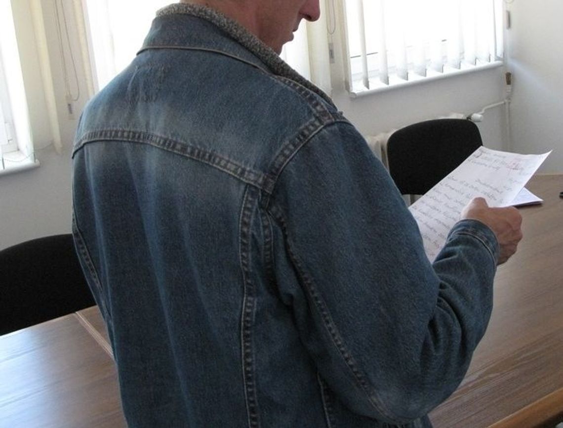 Sprawa duszenia na komendzie policji. Pokrzywdzony zdania nie zmienia Sprawa duszenia na komendzie policji. Pokrzywdzony zdania nie zmienia